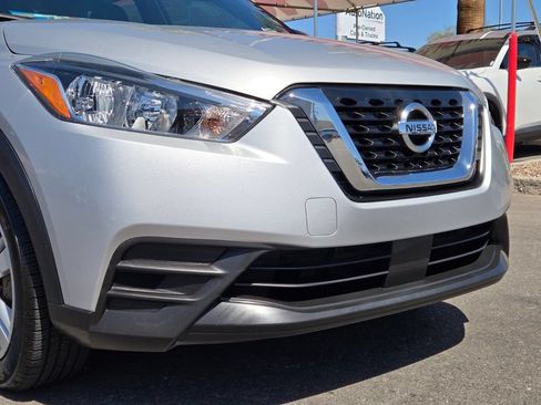 Certified 2020 Nissan Kicks S FWD image 2