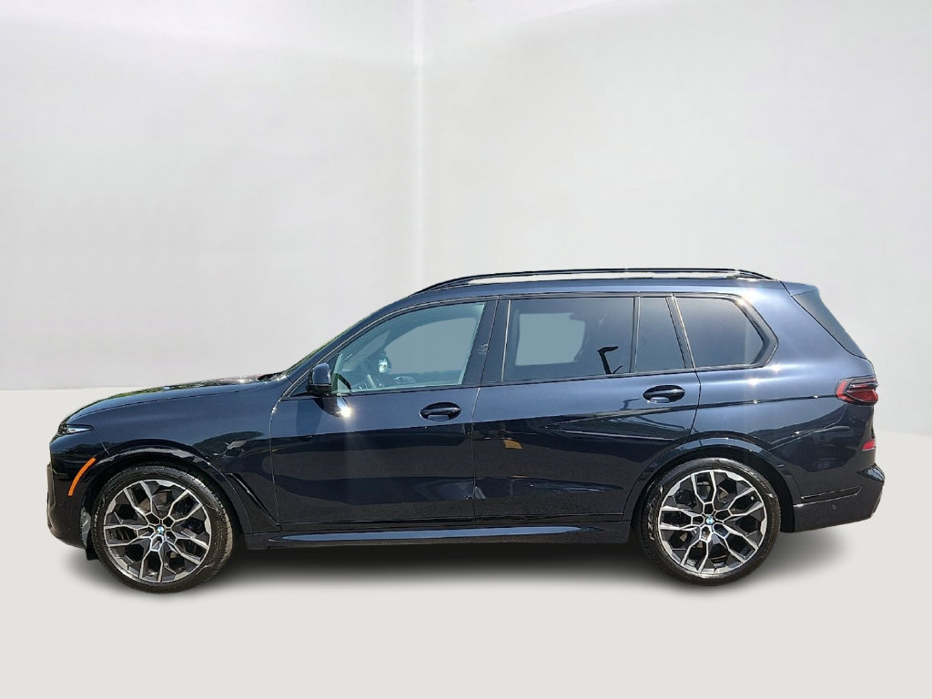 Certified 2026 BMW X7 xDrive40i w/ M Sport Package AWD/4WD image 7