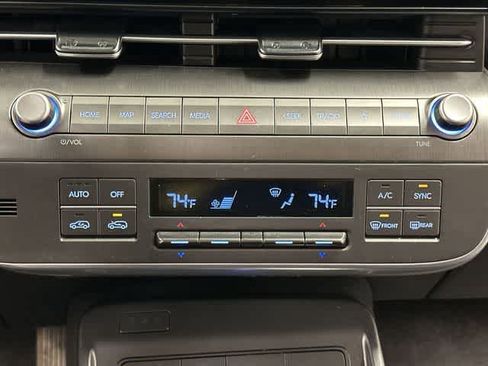 Used 2024 Hyundai Kona SEL w/ Convenience Package image 15