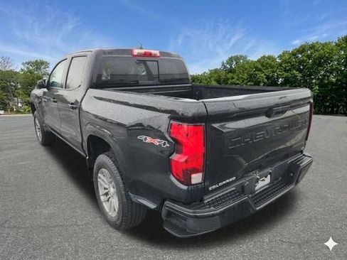 Used 2024 Chevrolet Colorado LT w/ LT Convenience Package AWD/4WD image 6