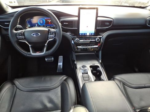 Used 2022 Ford Explorer ST w/ Equipment Group 401A image 10