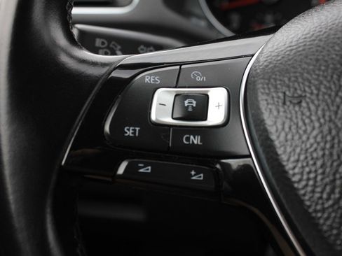 Used 2016 Volkswagen Passat 1.8T image 13