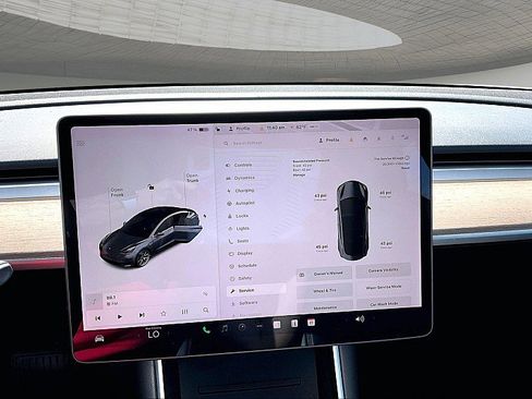 Used 2018 Tesla Model 3 Long Range image 41