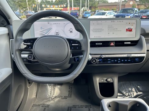 Certified 2024 Hyundai Ioniq 5 SEL AWD/4WD image 19