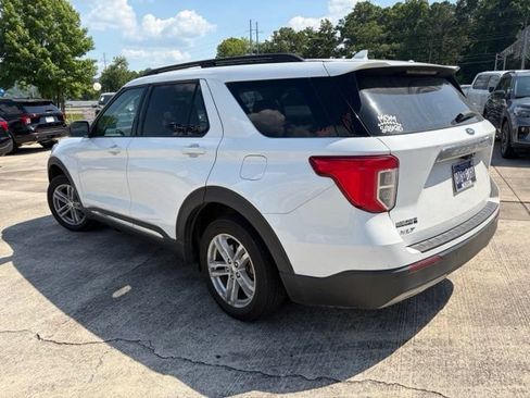 Used 2020 Ford Explorer XLT w/ Equipment Group 202A RWD image 36