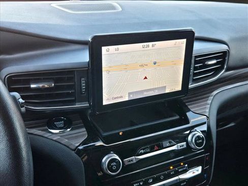 Used 2023 Ford Explorer Limited image 8