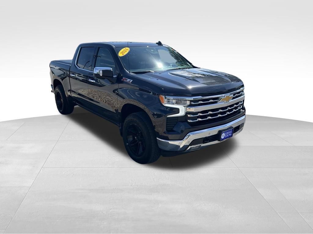 Used 2024 Chevrolet Silverado 1500 LTZ AWD/4WD image 9