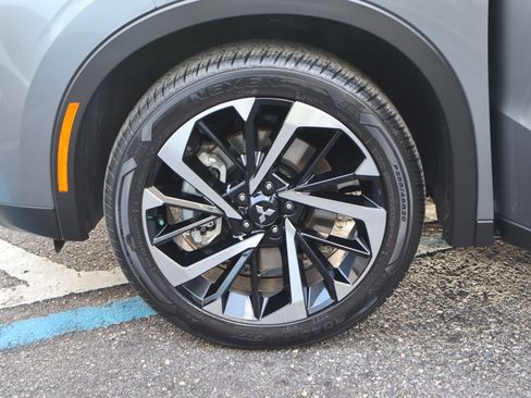 Used 2024 Mitsubishi Outlander SE image 13