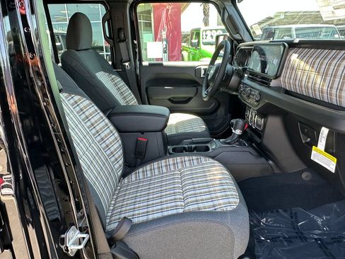 New 2026 Jeep Wrangler Unlimited Sport AWD/4WD image 13