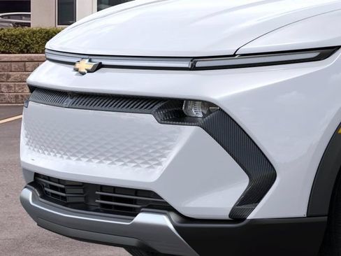 New 2026 Chevrolet Equinox EV LT w/ Convenience Package II FWD image 13
