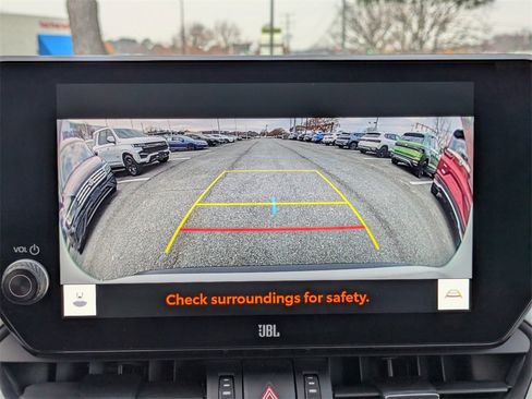 Used 2023 Toyota RAV4 XLE Premium image 20