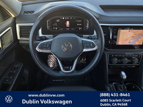 Certified 2023 Volkswagen Atlas SEL R-Line image 13