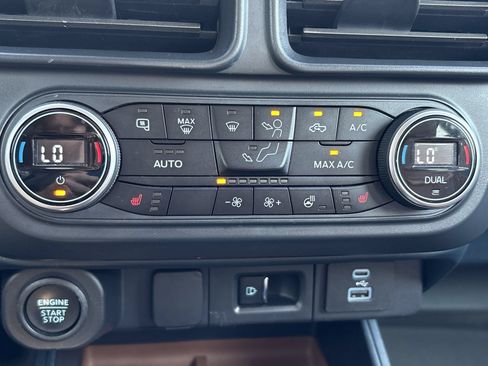 Certified 2022 Ford Maverick Lariat w/ Lariat Luxury Package AWD/4WD image 7