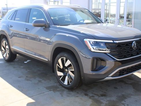 New 2026 Volkswagen Atlas Cross Sport SEL AWD/4WD image 1