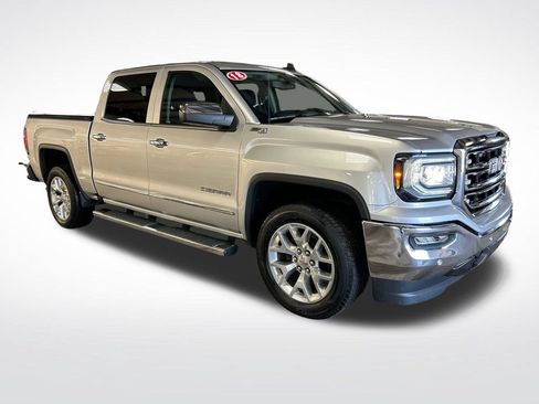 Used 2018 GMC Sierra 1500 SLT w/ SLT Premium Package AWD/4WD image 8