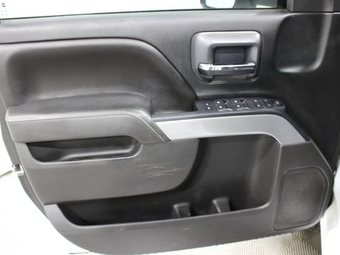 Used 2015 Chevrolet Silverado 1500 LT w/ LT Convenience Package AWD/4WD image 6