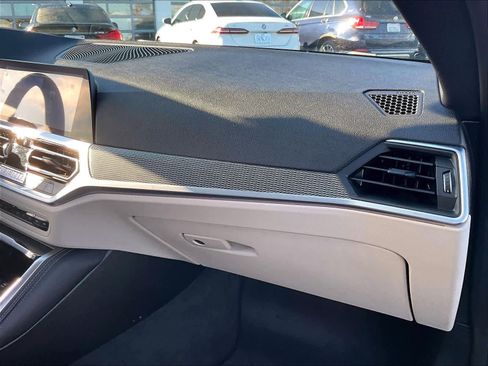 Used 2022 BMW 440i xDrive Coupe w/ Premium Package image 19