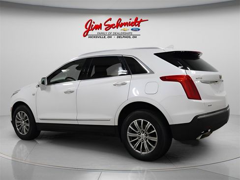 Used 2018 Cadillac XT5 Luxury image 4