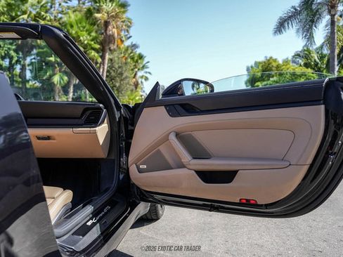 Used 2024 Porsche 911 Cabriolet image 33