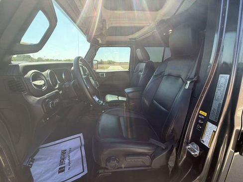 Used 2021 Jeep Wrangler Unlimited Rubicon 4xe w/ Steel Bumper Group image 18