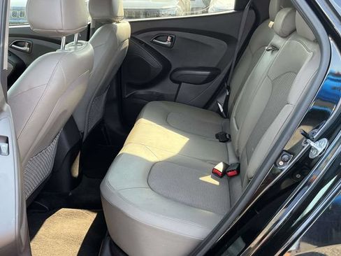 Used 2015 Hyundai Tucson GLS w/ Option Group 02 FWD image 15