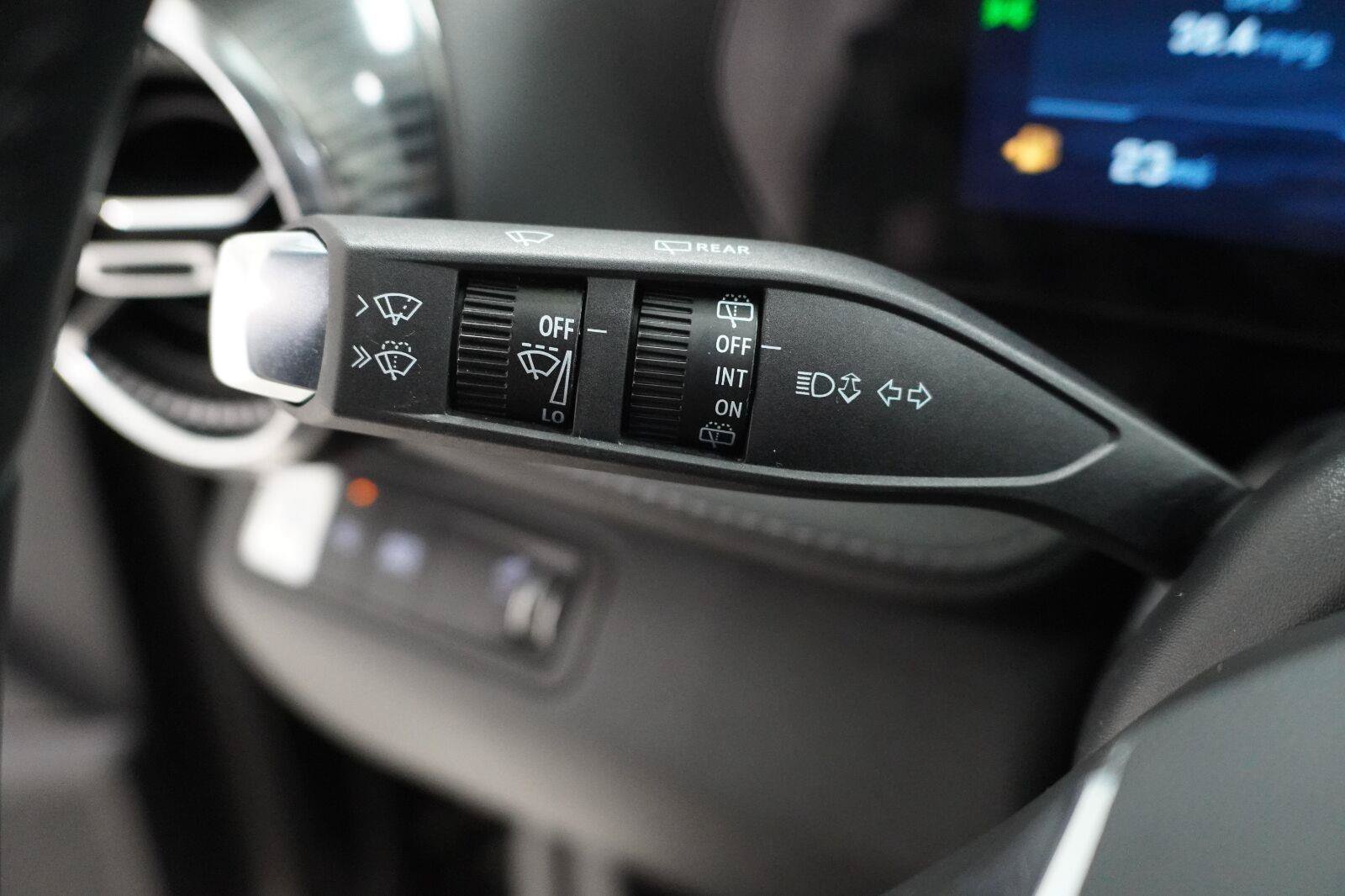Used 2026 Chevrolet Equinox LT FWD image 10