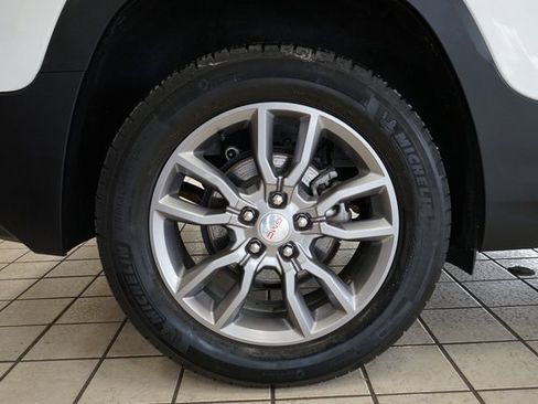 Used 2022 GMC Terrain SLT image 49