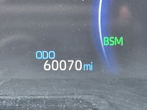 Certified 2024 Toyota RAV4 XLE image 28