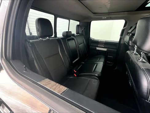 Used 2018 Ford F250 Lariat w/ Lariat Ultimate Package image 35