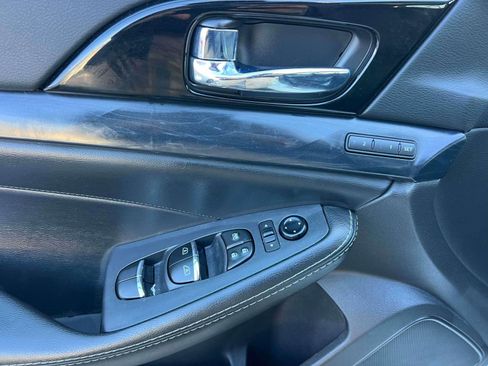 Used 2023 Nissan Maxima Platinum w/ Sport Mat Group image 16