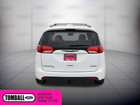 Used 2018 Chrysler Pacifica Limited w/ Advanced Safetytec Group image 6