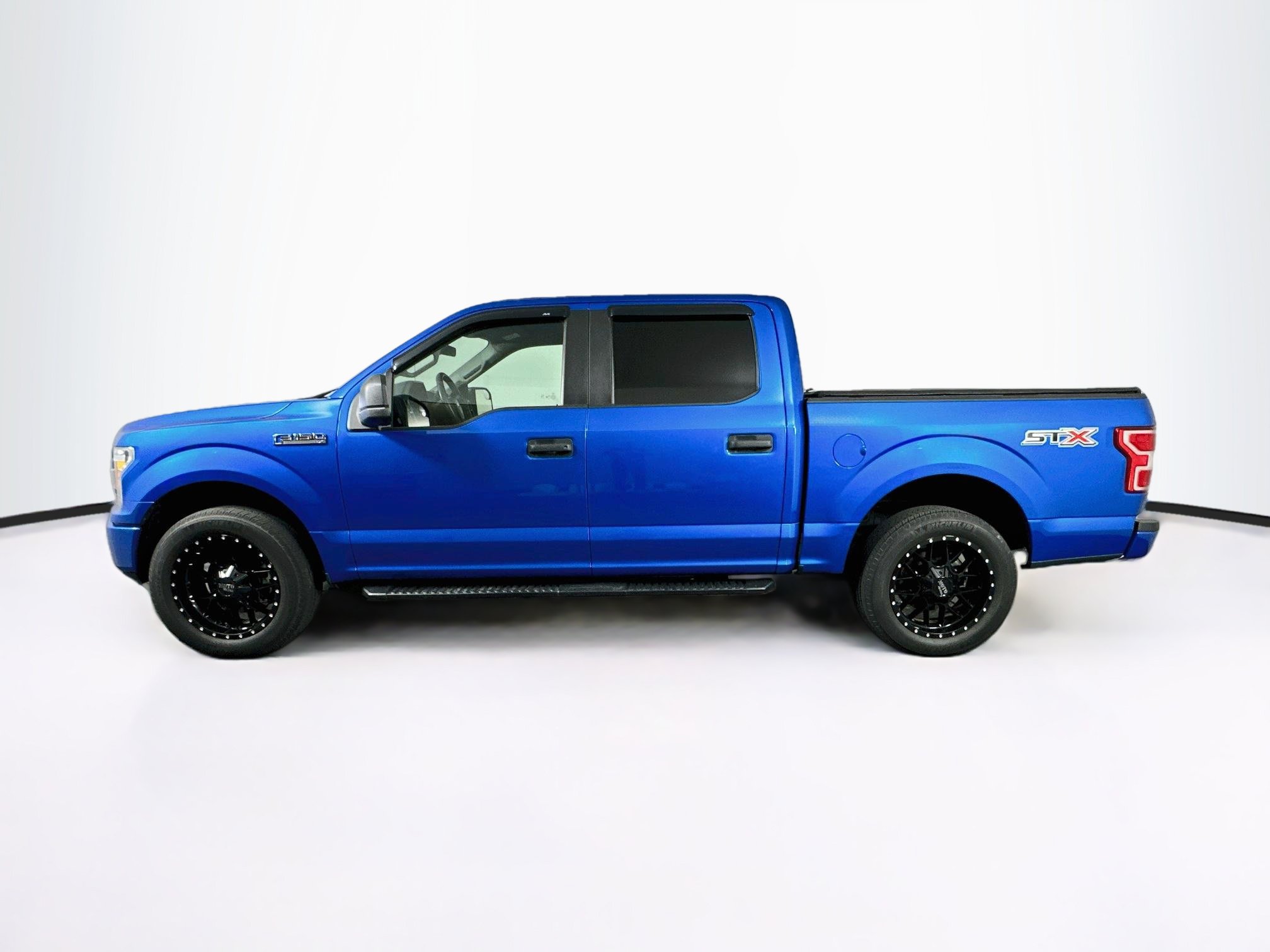 Used 2020 Ford F150 XL w/ Equipment Group 101A Mid RWD image 4