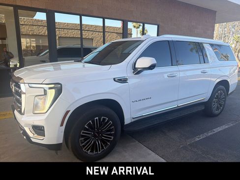Used 2025 GMC Yukon XL Elevation w/ Technology Package RWD image 1