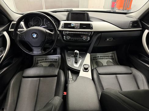 Used 2018 BMW 320i xDrive Sedan AWD/4WD image 15