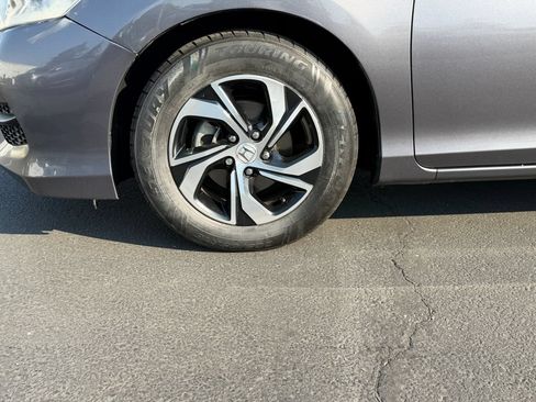 Used 2017 Honda Accord LX image 6