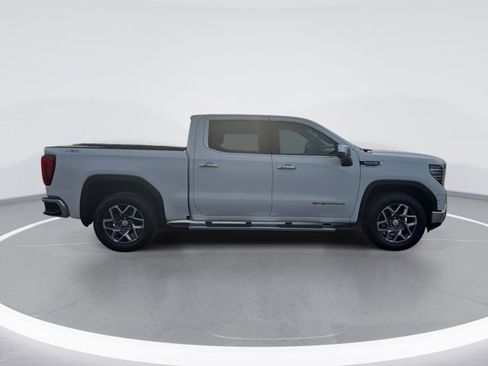 Used 2024 GMC Sierra 1500 SLT w/ SLT Premium Package image 2