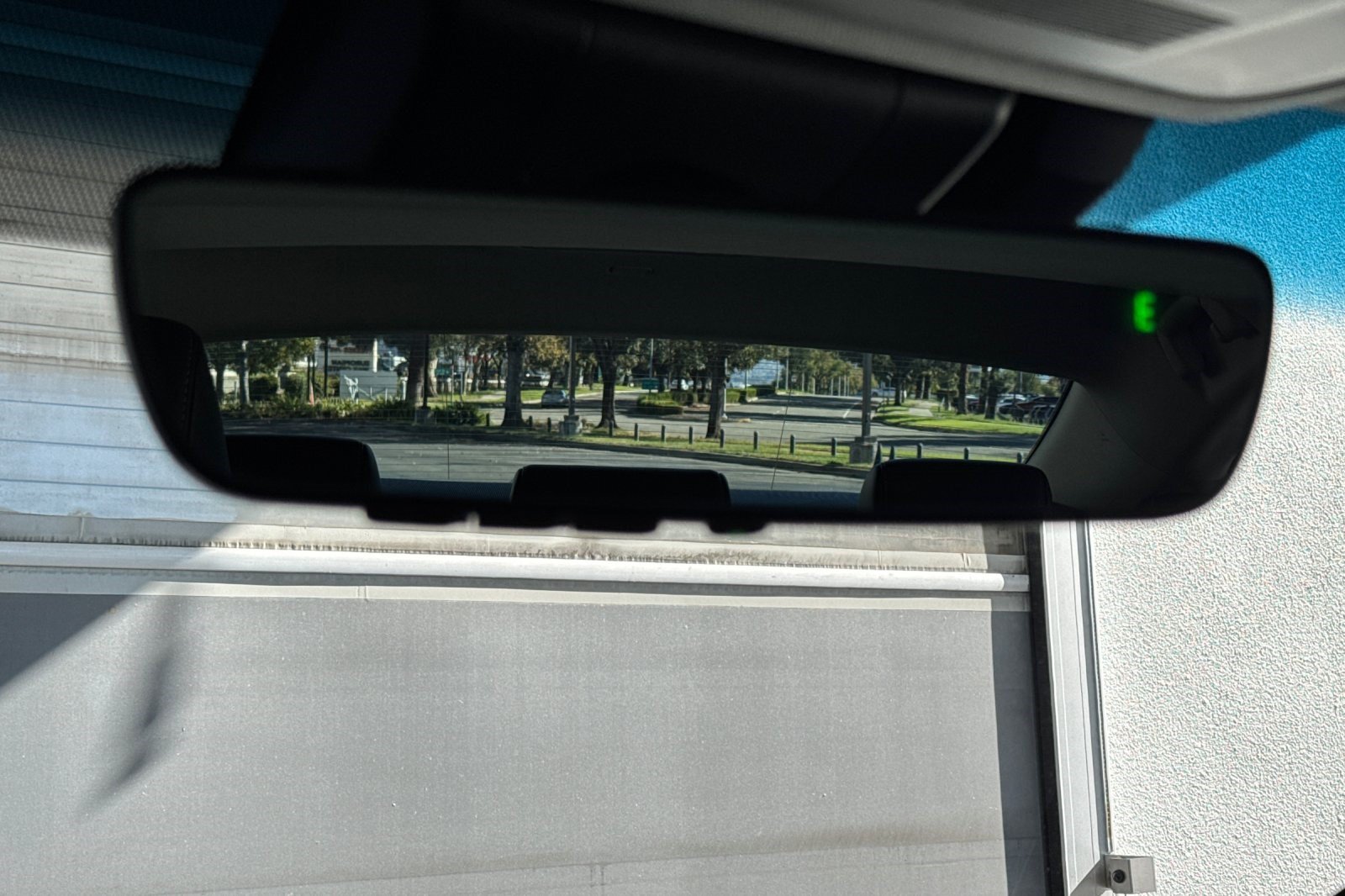 Certified 2025 Lexus ES 300h w/ Premium Package FWD image 38