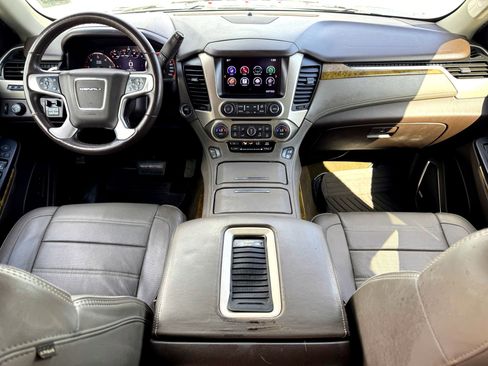 Used 2016 GMC Yukon Denali w/ Open Road Package image 27