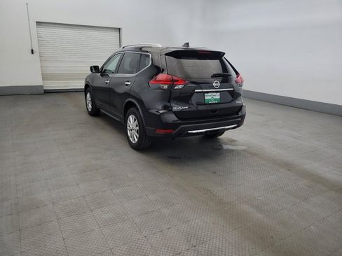 Used 2017 Nissan Rogue SV AWD/4WD image 5