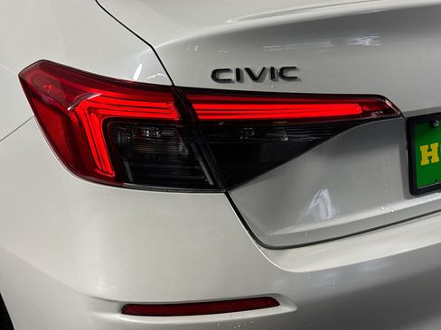 Used 2024 Honda Civic Sport image 36