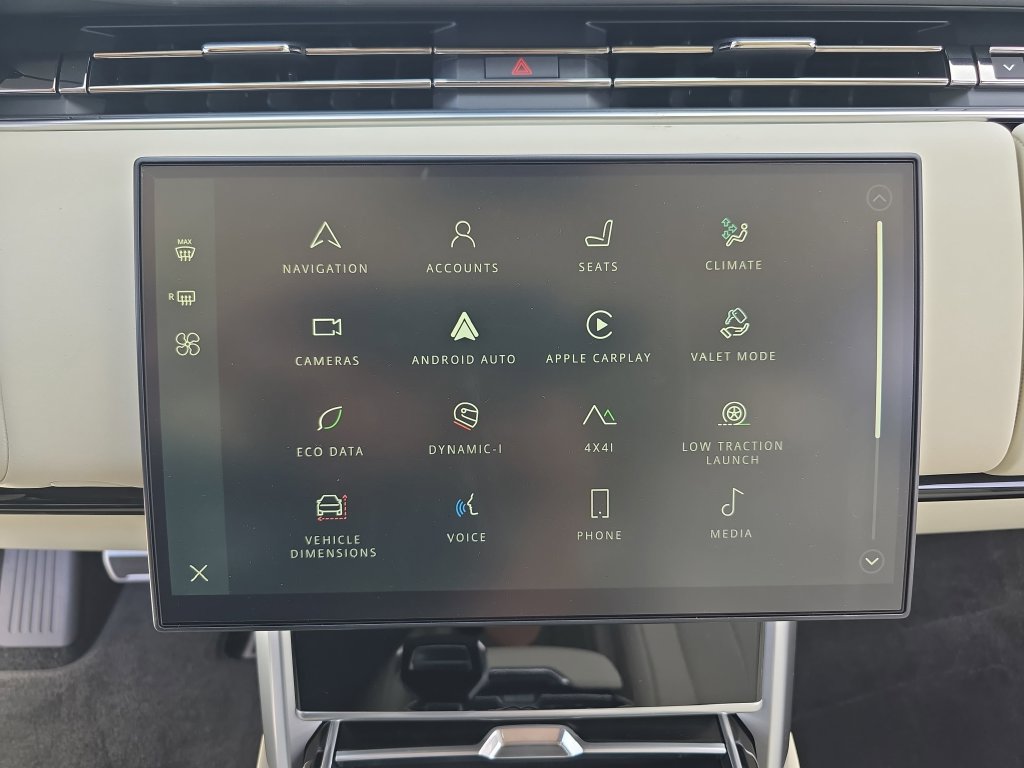 New 2026 Land Rover Range Rover SE AWD/4WD image 22