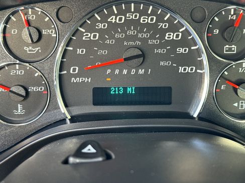 New 2026 GMC Savana 3500 w/ Driver Convenience Package image 21