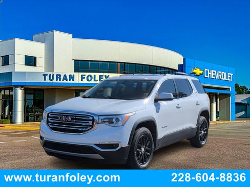 Used 2019 GMC Acadia SLT image 1