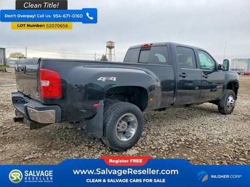 Used 2011 GMC Sierra 3500 SLT w/ SLT Convenience Package AWD/4WD image 4