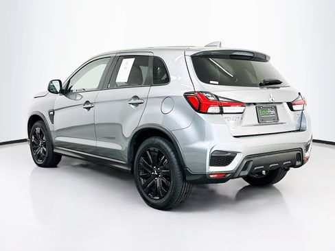 Used 2025 Mitsubishi Outlander Sport LE AWD/4WD image 5