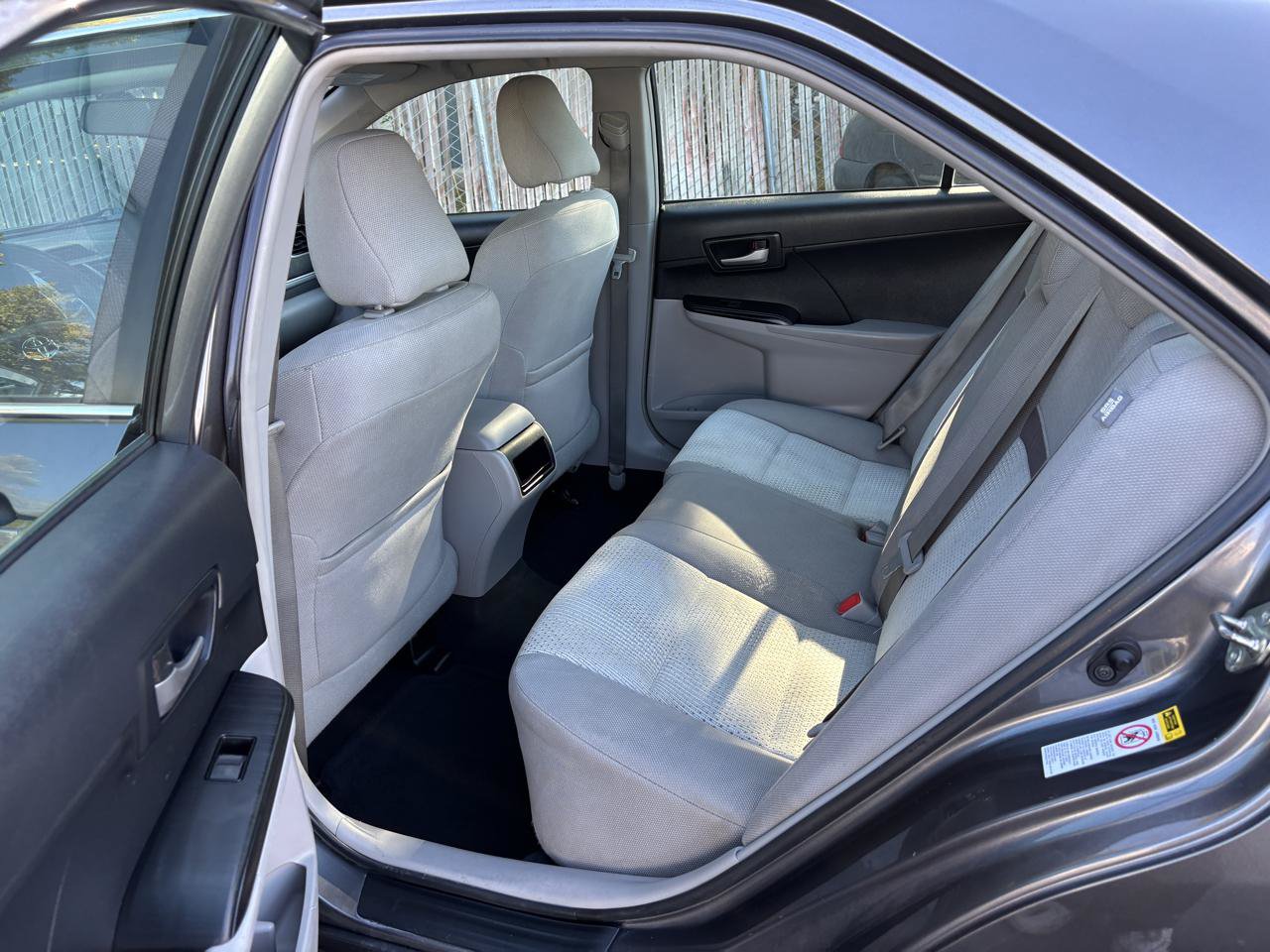 Used 2014 Toyota Camry LE w/ Fleet Convenience Package FWD image 8