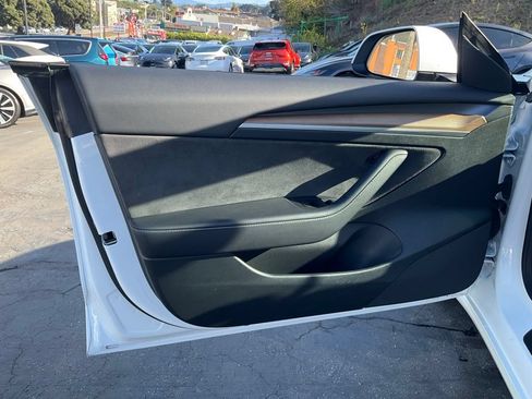 Used 2023 Tesla Model 3 Standard Range RWD image 21