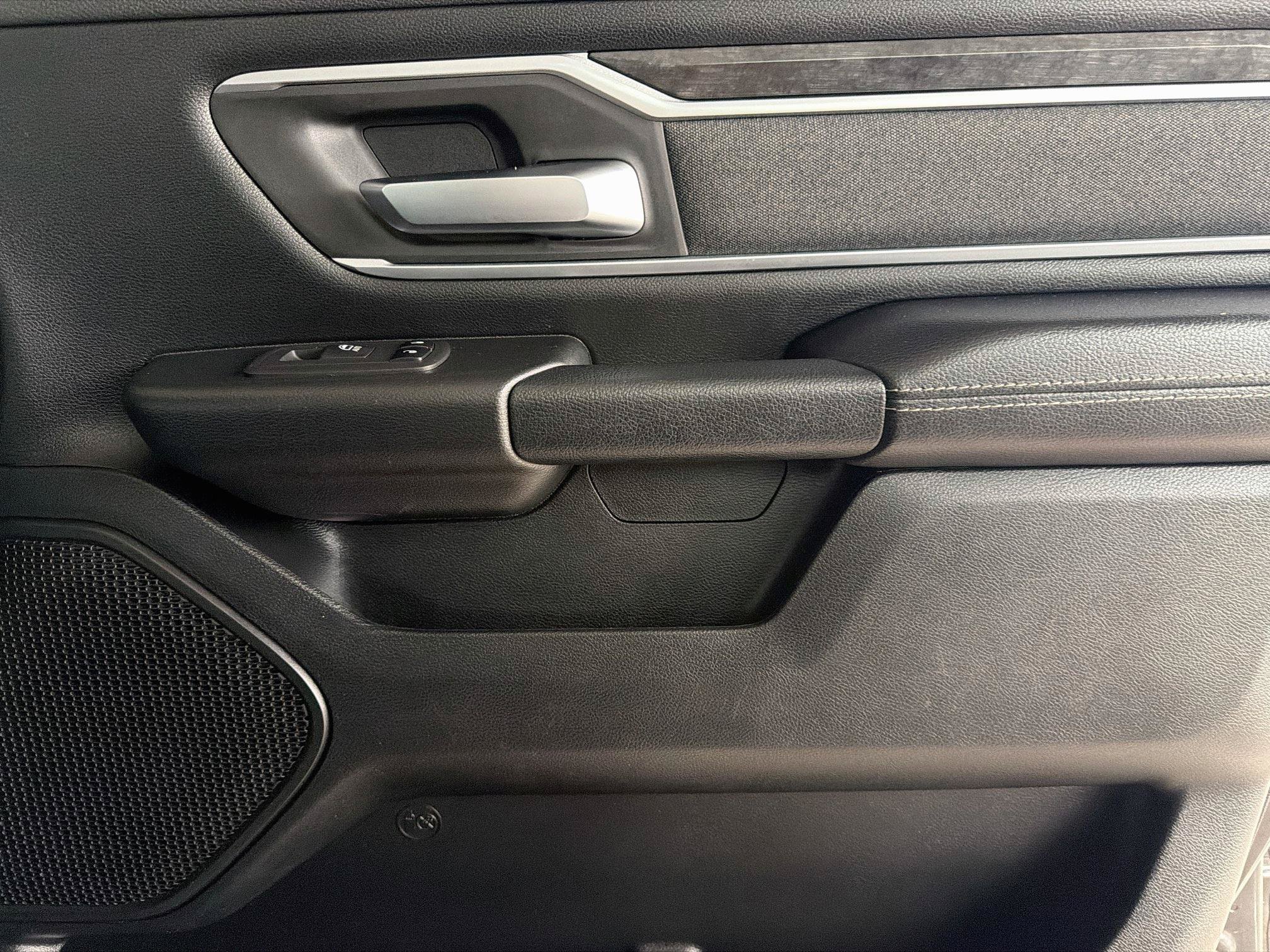 Used 2020 RAM 1500 Big Horn AWD/4WD image 30