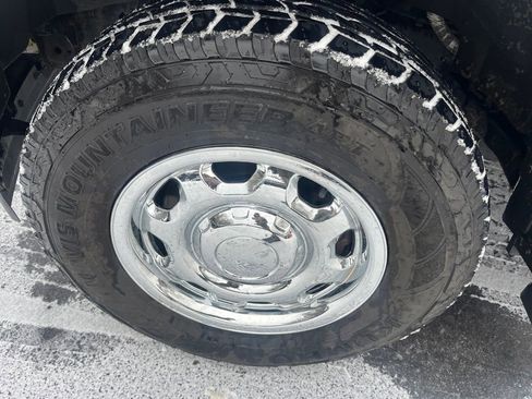 Used 2017 Ford F150 XL w/ Equipment Group 101A Mid image 10