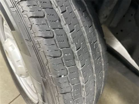 Used 2019 Ford F250 XL w/ Power Equipment Group image 29